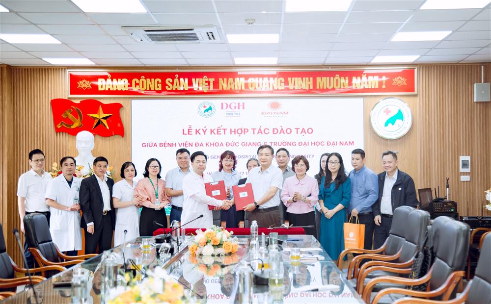 MỞ RỘNG HỢP TÁC QUỐC TẾ: BVĐK ĐỨC GIANG TRỞ THÀNH CƠ SỞ THỰC HÀNH CHO SINH VIÊN Y KHOA NƯỚC NGOÀI CỦA ĐH ĐẠI NAM